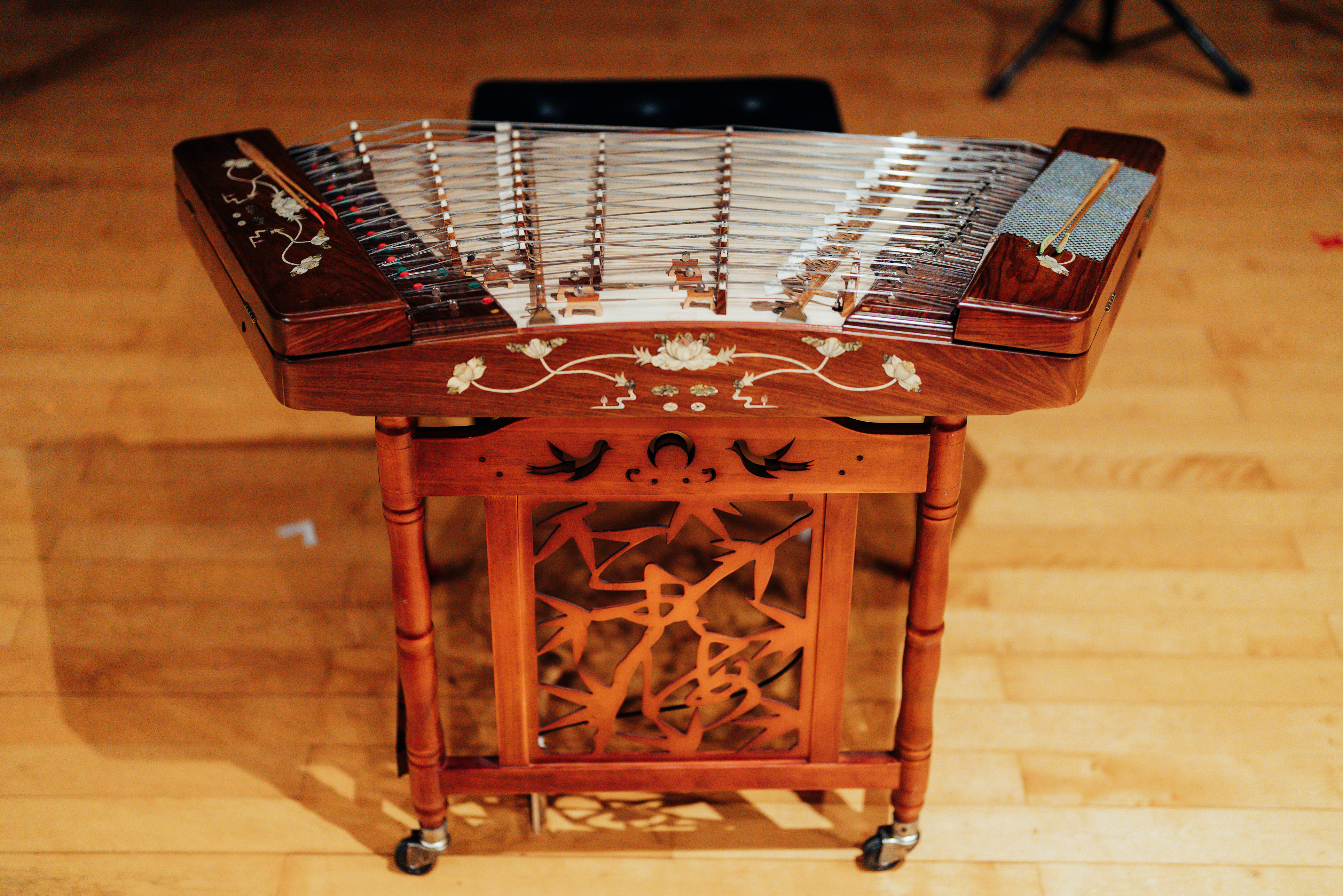 揚琴&放在琴邊的琴竹